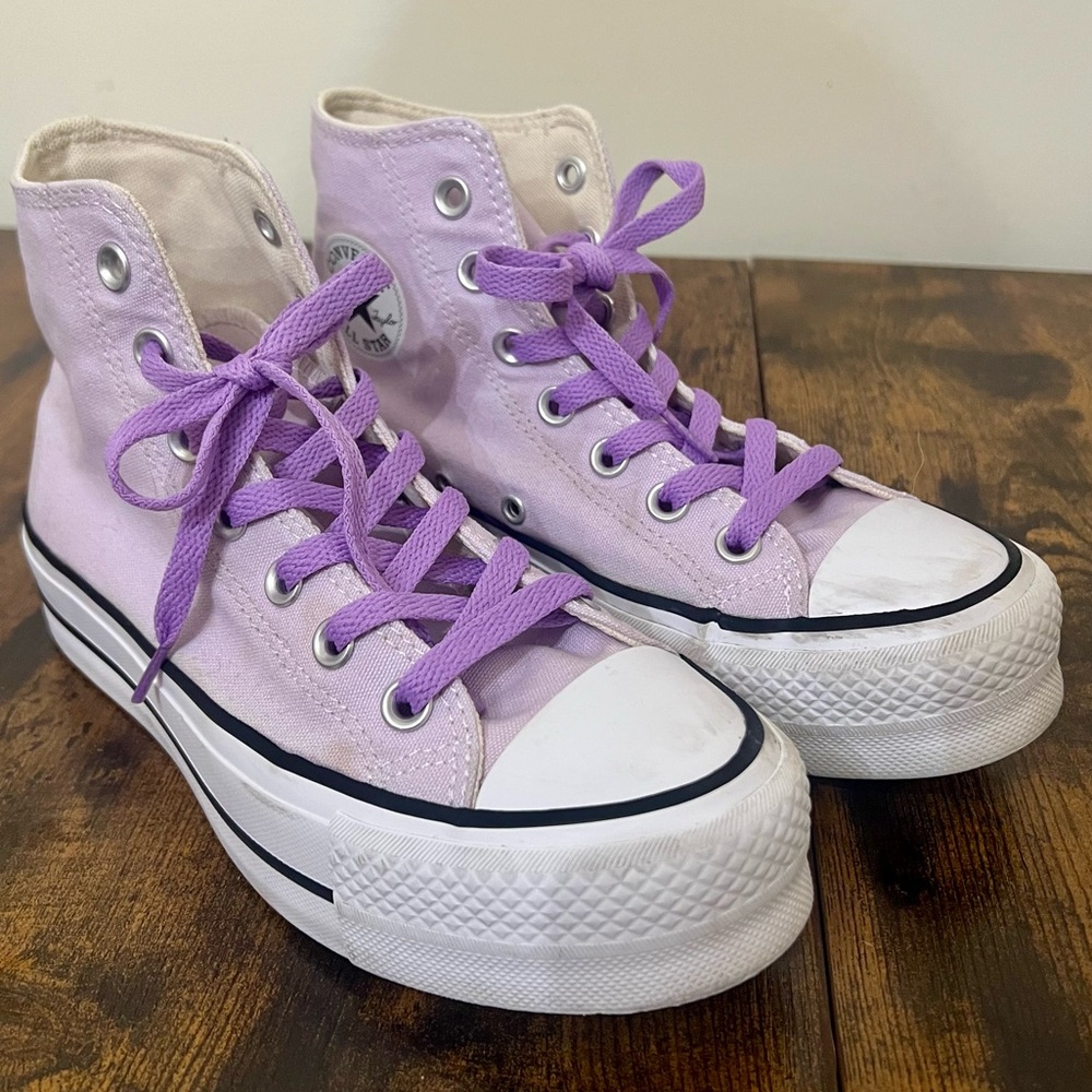 Converse Womens Chuck Taylor All Star Lift Platform Sneakers SZ 6 Violet Purple